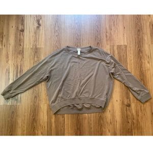 Light Brown H&M Basics Sweatshirt, Size Medium
